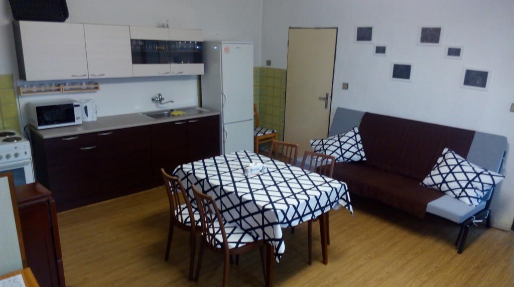Apartamento Vejminek U Drahusky Mcely Exterior foto